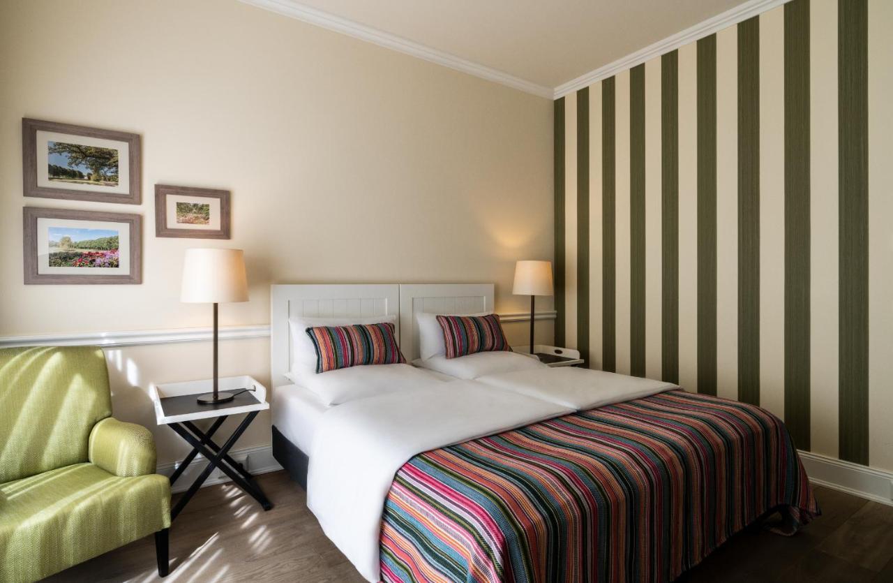 Alveslohe Hotel & Gaestehaus Gut Kaden מראה חיצוני תמונה