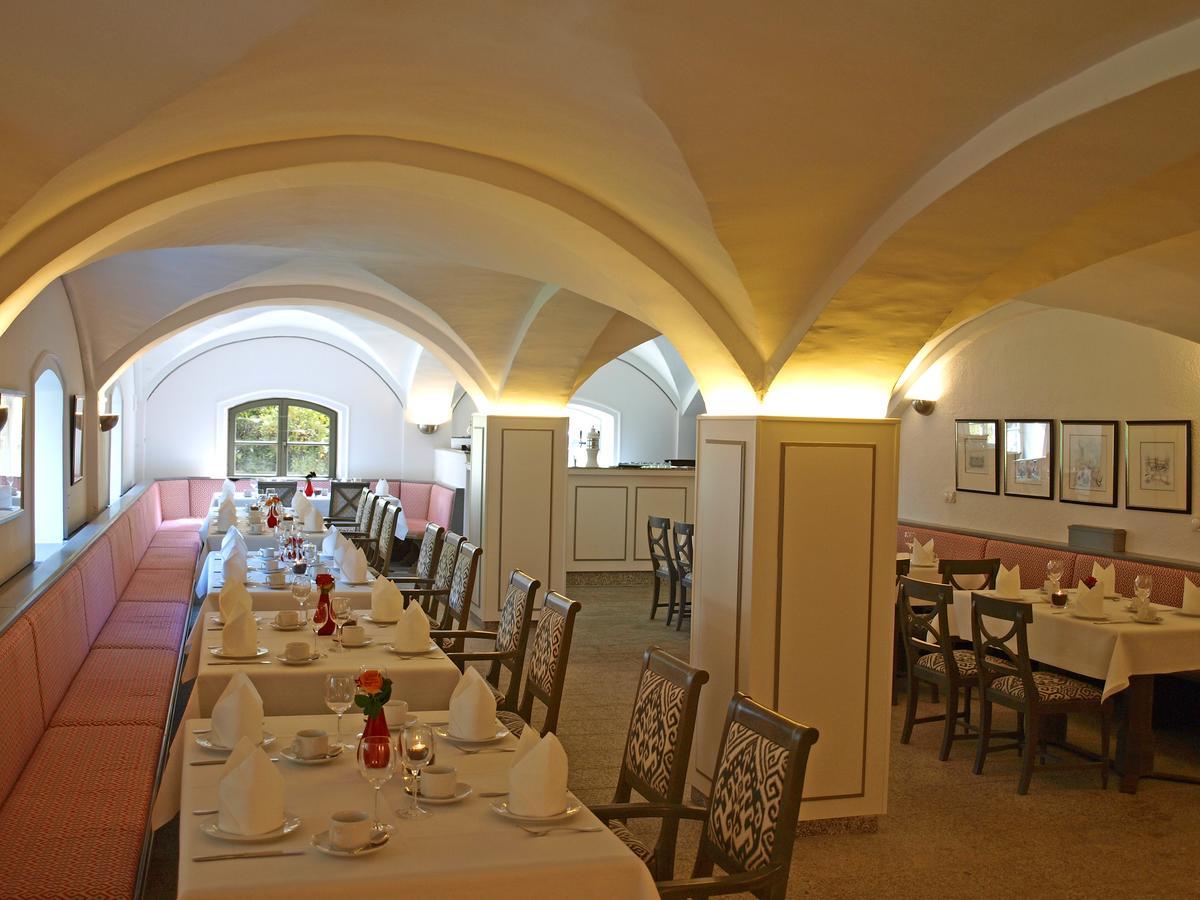 Alveslohe Hotel & Gaestehaus Gut Kaden מראה חיצוני תמונה